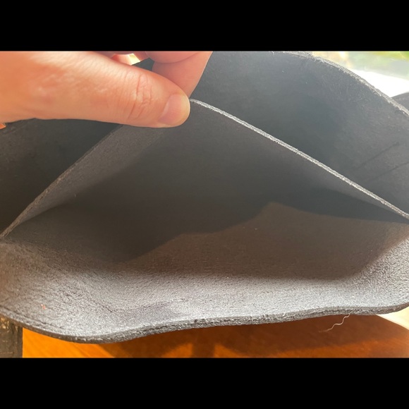 Black pebbled leather Vince Camuto tote - Picture 7 of 7